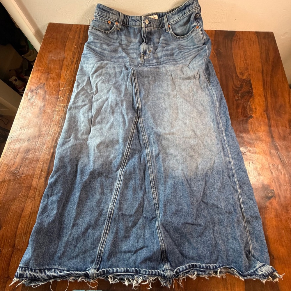 Lucky Brand Womens Denim Maxi Skirt Medium Wash Raw Hem Size 32 Cotton Lyocell